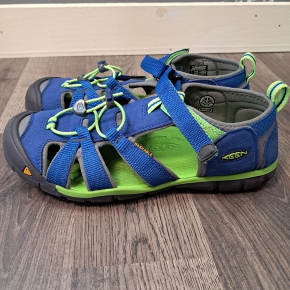 KEEN Seacamp II Cnx Youth Size 6 1014479 Blue green Shoes Slip On Sandals - Picture 1 of 7